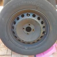 3 gomme ruote auto 195 65 R 15