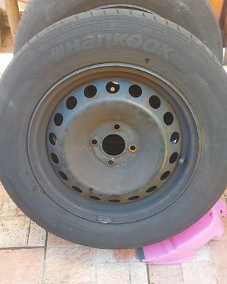 3 gomme ruote auto 195 65 R 15