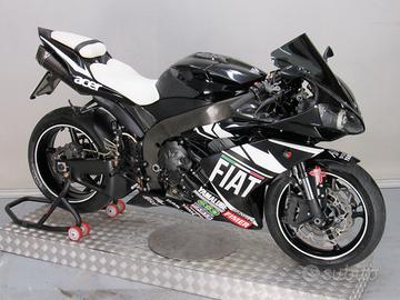 Yamaha YZF R1