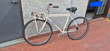bicicletta custom telaio doniselli da panettiere
