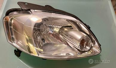 faro anteriore destro VW FOX