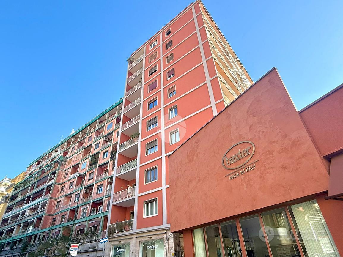 Apartment in Napoli, Chiaia, Municipalità 1 - Vista 2