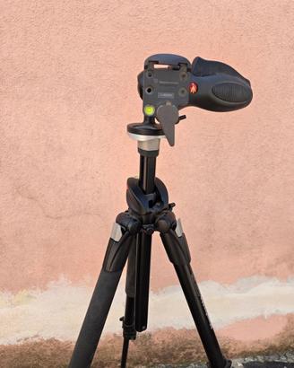 Manfrotto 190XPRO Treppiede con Testa Joystick