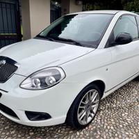 Lancia Ypsilon 1.2 69 CV Unyca *NEOPATENTATI*