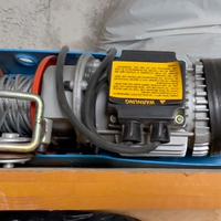 Montacarichi elettrico