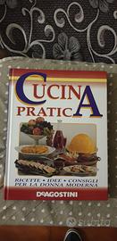 Libro di cucina De Agostini