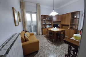 Casa indipendente su due livelli al 1° e 2° piano