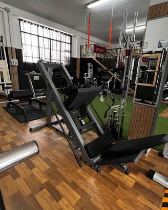 Leg press 45 hack squat body solid
