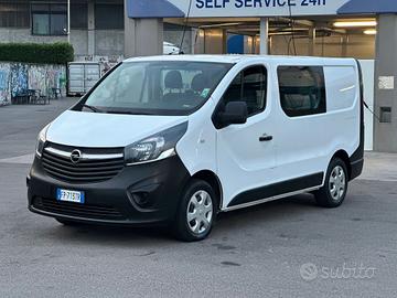 Opel Vivaro 6 posti autocarro