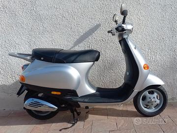 Piaggio Vespa 50 ET2 - 1998