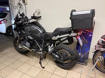 BMW R1250GS Triple Black 2022 Km 4.000