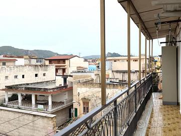 4 LOCALI A FICARAZZI