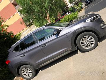 Hyundai Tucson x possible 140000 km diesel