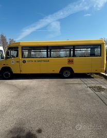 🚍 Scuolabus Mercedes 