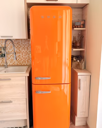 Frigorifero Smeg FAB32 arancione vintage – Funzion