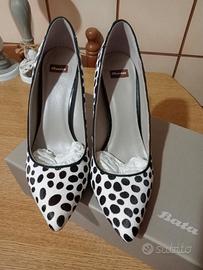 Décolleté Bata animalier