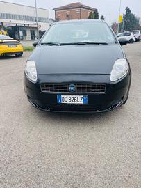 Fiat Grande Punto 1.3 MJT 75 CV 5 porte Dynamic