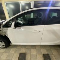 PORTA ANTERIORE SINISTRA OPEL ASTRA J 2015
