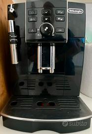 Macchina caffe’ De Longhi Ecam per caffè in grani
