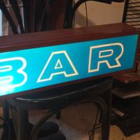 insegna luminosa bar