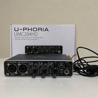 BEHRINGER UMC204HD U PHORIA