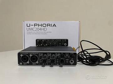 BEHRINGER UMC204HD U PHORIA