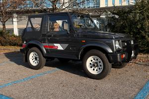 Suzuki SJ413 Samurai