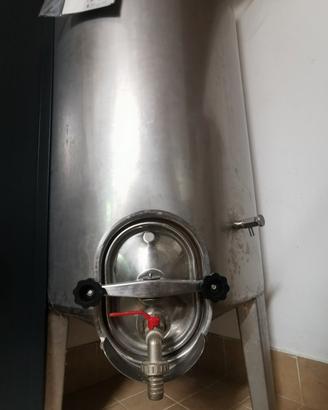 serbatoio cilindrico acciaio inox 