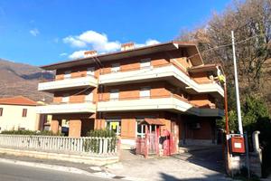 Appartamento di 100 m² con 4 locali e box auto a C