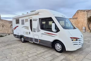 ELNAGH MAGNUM 81G Letto nautico