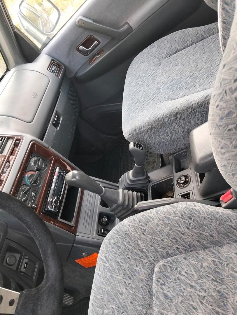 Mitsubishi Pajero 1999 photo 4