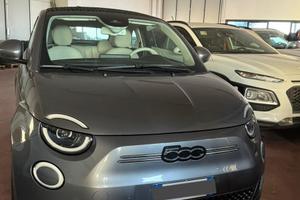 Fiat 500e - La Prima