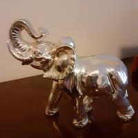 Elefante laminato in argento 