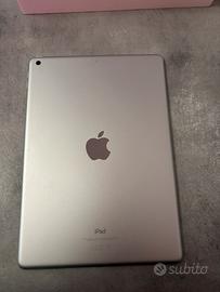 Ipad 10.2, nona generazione, 64Gb Argento.