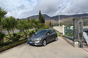 MERCEDES - Classe B - B 200 CDI Premium