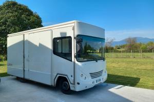 Autonegozio salumi e formaggio