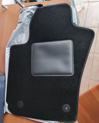 Tappetino Lato Guida Fiat Tipo dal 2015. Nuovo.