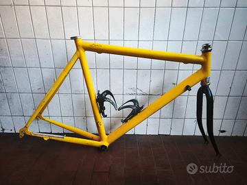 Telaio bici da corsa in alluminio 