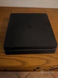 Ps4 slim 1TB + giochi