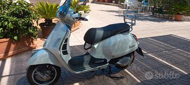 vespa 300 gts super