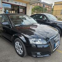Audi A3 SPB 1.6 TDI 90 CV Attraction