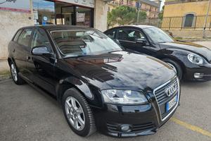 Audi A3 SPB 1.6 TDI 90 CV Attraction