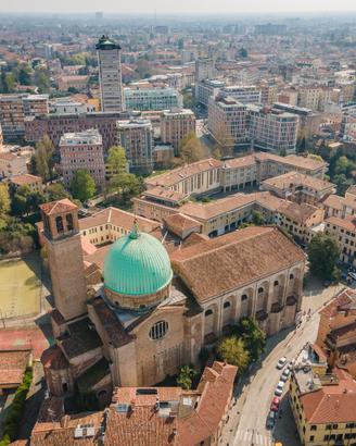 Centro - ponte molino quadrilocale con ascensore