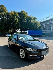 BMW 320d F30 - Versione Modern - Nero Metallizzato