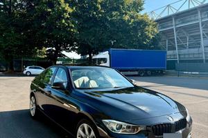 BMW 320d F30 - Versione Modern - Nero Metallizzato