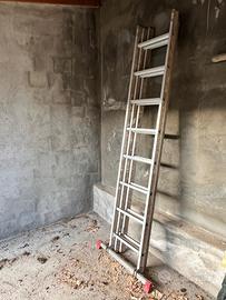 Scala a sfilo