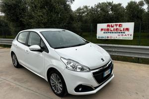 Peugeot 208 1.2 benzina 82 cv 2016