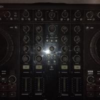 Traktor Kontrol S4 MK2