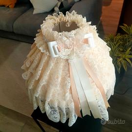 Set lampada e cuscino ricamati a mano