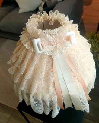 Set lampada e cuscino ricamati a mano